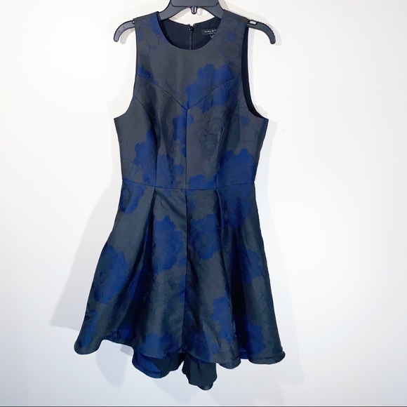 Halston Heritage Black sleeveless Dress Blue Print size 2 fit and flare - Picture 1 of 8